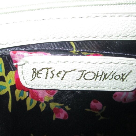 BETSY JOHNSON TRAVEL BAG - Picture 14 of 16